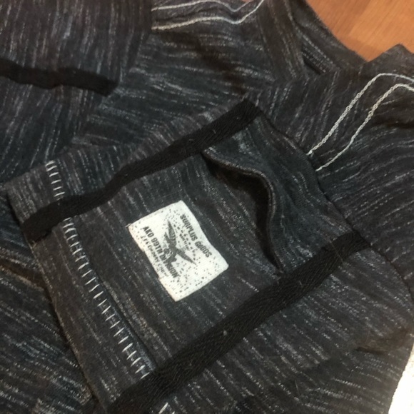 Akademiks SECRET POCKET gray T-shirt - Picture 2 of 3